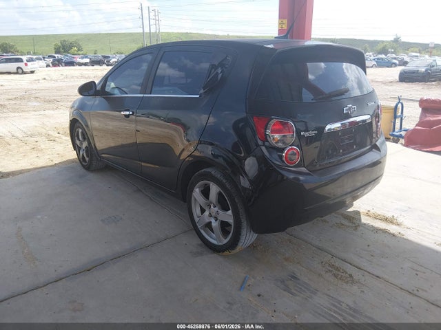 Chevrolet Sonic 2lz
