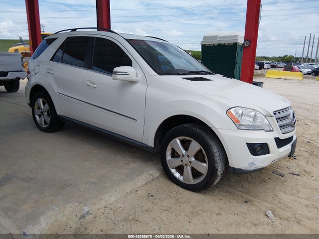Salvage Mercedes-Benz M-Class Image
