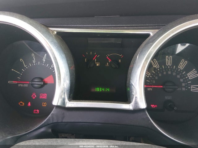 Ford Mustang V6 Deluxe