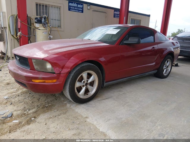 Ford Mustang V6 Deluxe