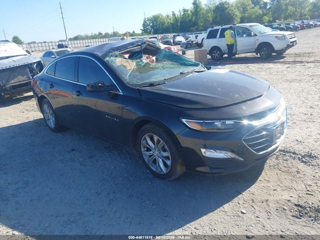 Salvage Chevrolet Malibu Image