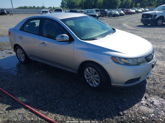 Salvage Kia Forte Image
