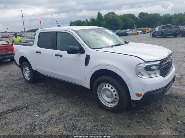 Salvage Ford Maverick Image