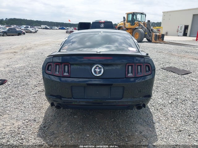 Ford Mustang V6 Premium