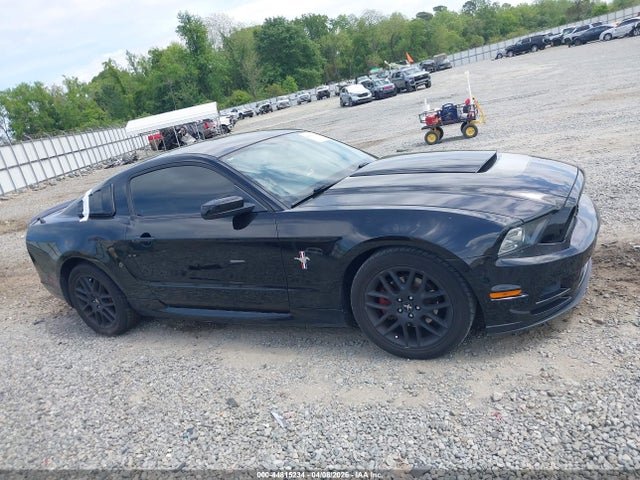 Ford Mustang V6 Premium