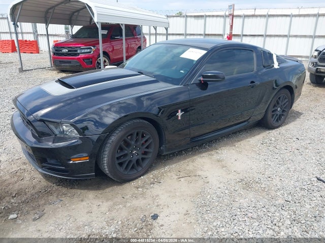 Ford Mustang V6 Premium