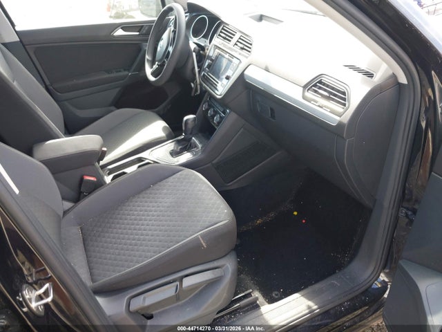 Volkswagen Tiguan 2.0t S
