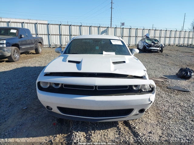 Dodge Challenger Sxt