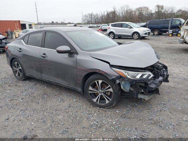 Salvage Nissan Sentra Image