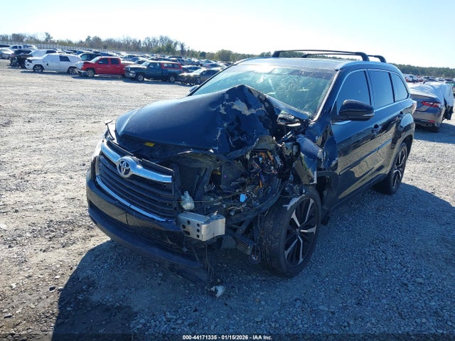 Toyota Highlander Limited V6