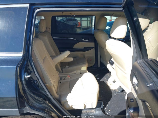 Toyota Highlander Limited V6
