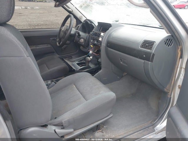 Nissan Frontier Xe-v6