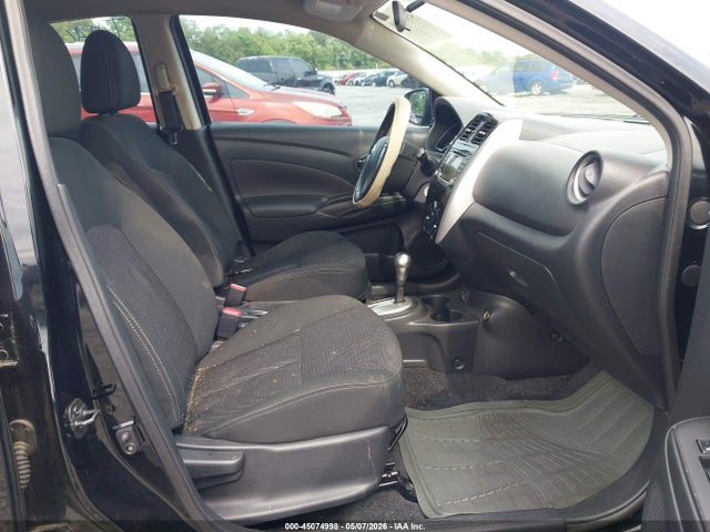Nissan Versa 1.6 Sv