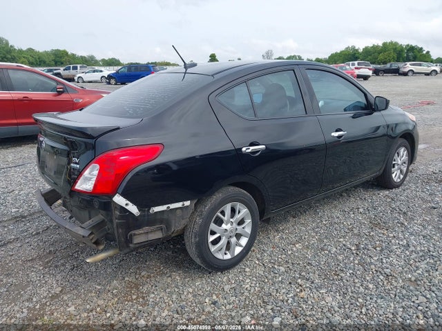 Nissan Versa 1.6 Sv
