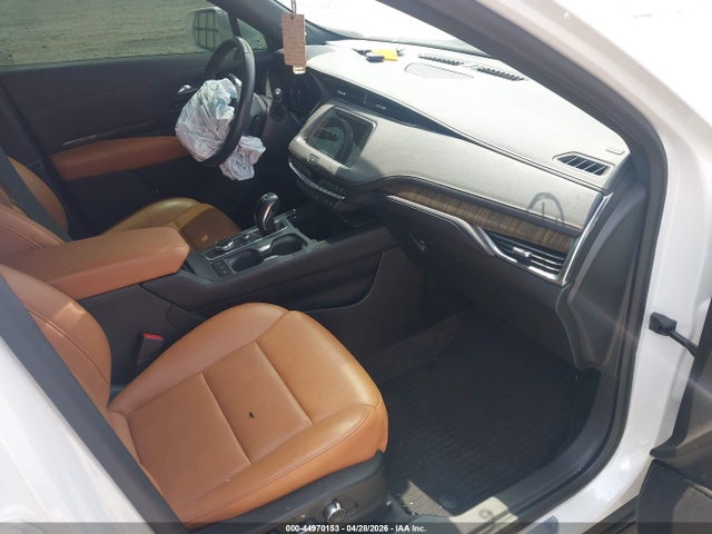 Cadillac XT4 Premium Luxury