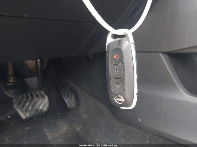 Nissan Rogue S Fwd