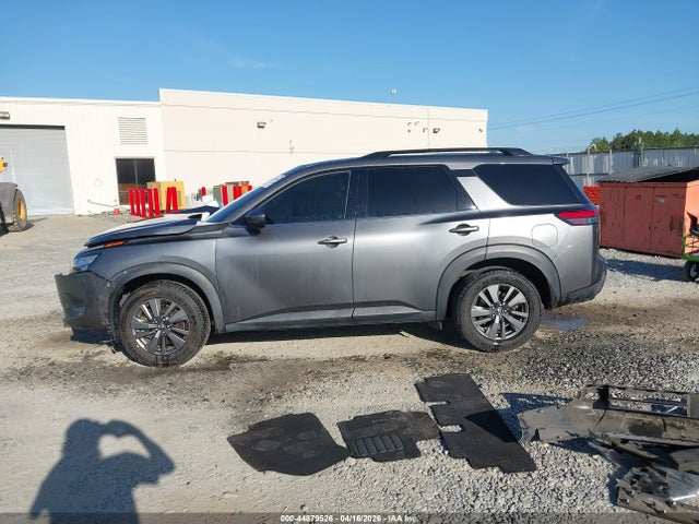 Nissan Pathfinder Sv 2wd