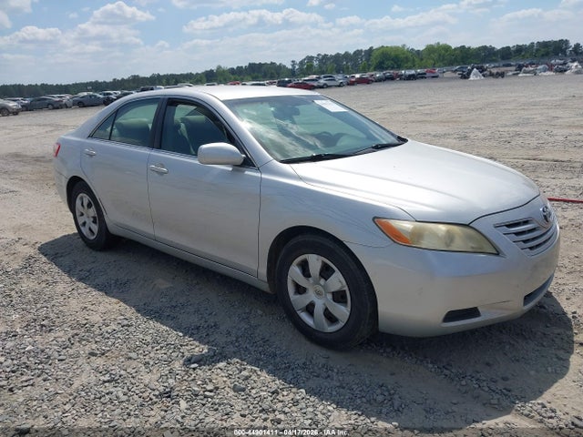 Salvage Toyota Camry Image