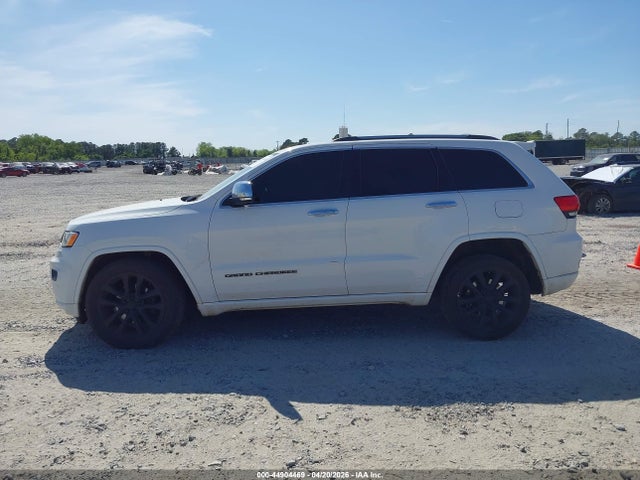 Jeep Grand Cherokee Overland 4x2