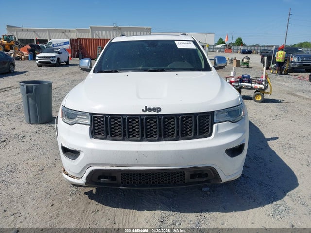 Jeep Grand Cherokee Overland 4x2