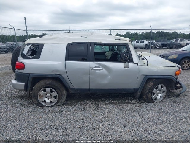 Toyota FJ Cruiser