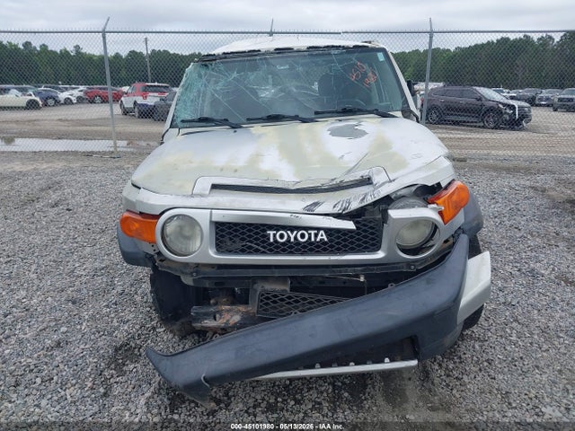 Toyota FJ Cruiser