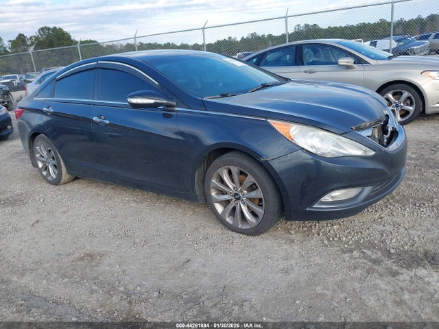 Salvage Hyundai SONATA Image