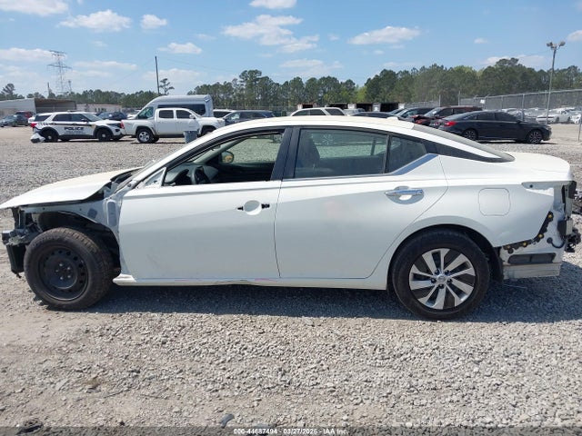 Nissan Altima S Fwd