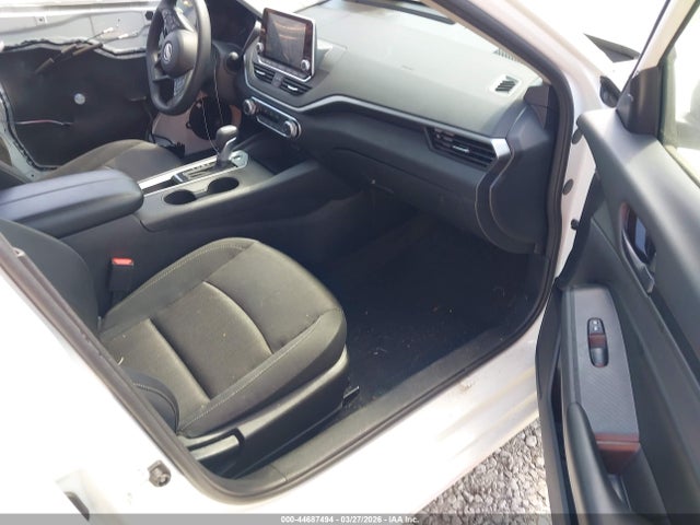 Nissan Altima S Fwd