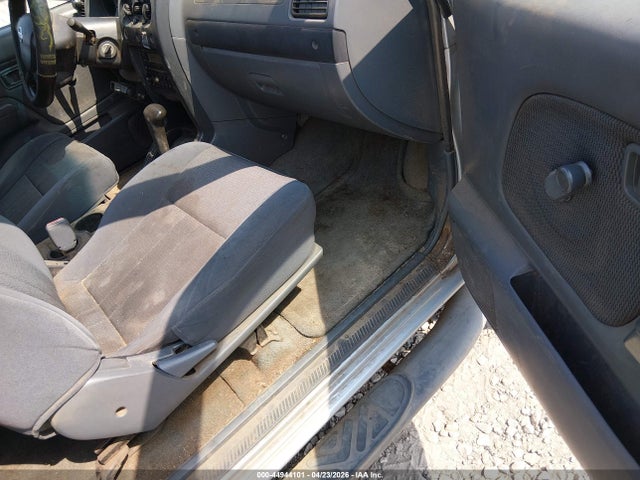 Nissan Frontier Xe-v6