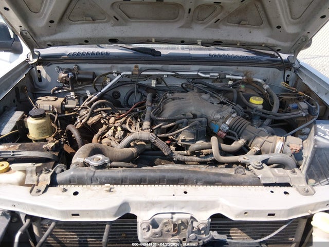 Nissan Frontier Xe-v6
