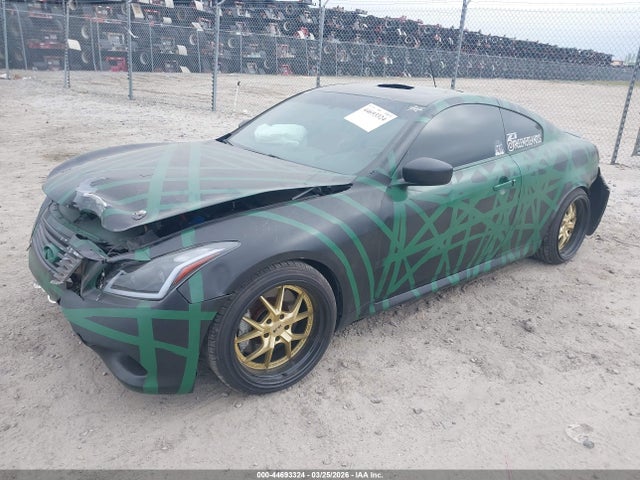 INFINITI G37 Sport