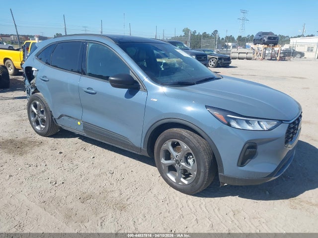 Salvage Ford Escape Image