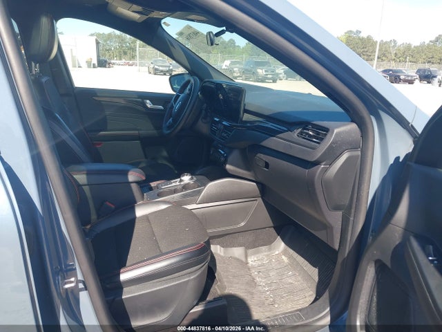 Ford Escape St-line