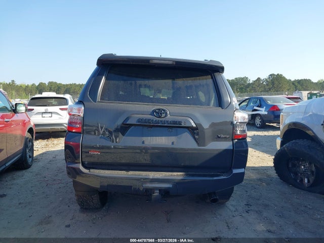 Toyota 4Runner Sr5