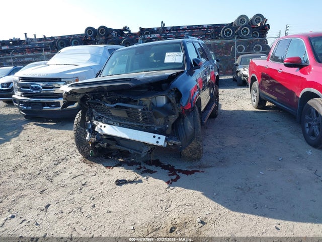 Toyota 4Runner Sr5