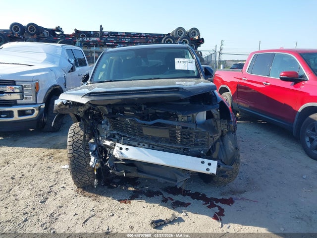 Toyota 4Runner Sr5