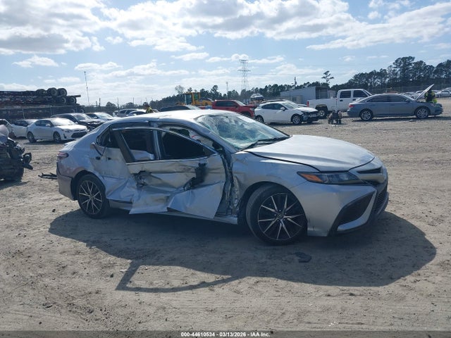 Toyota Camry Se