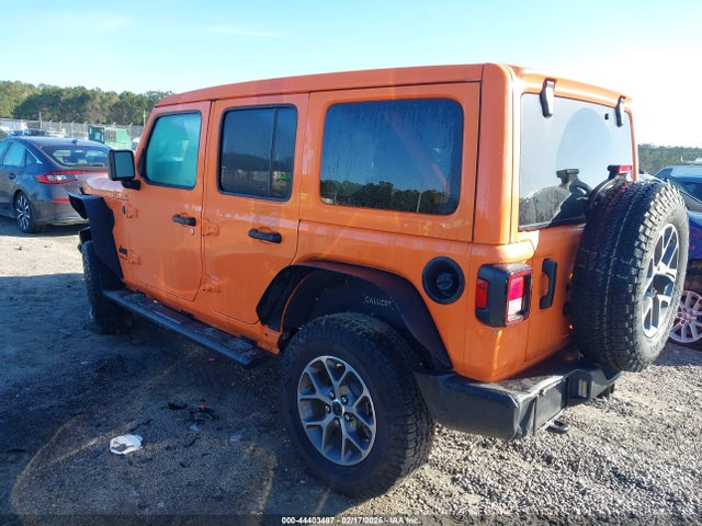 Jeep Wrangler 4-door Summit 4x4
