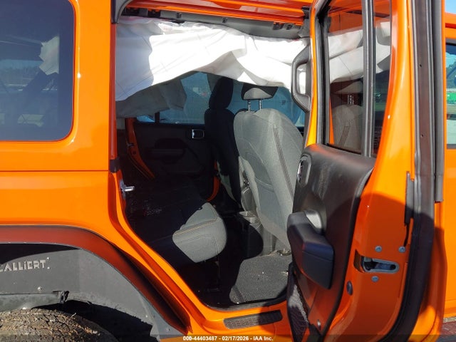Jeep Wrangler 4-door Summit 4x4