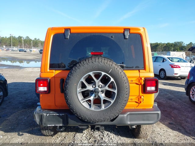 Jeep Wrangler 4-door Summit 4x4