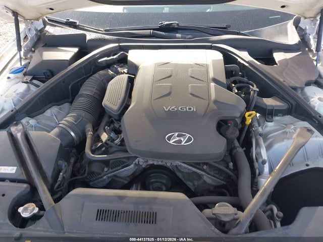 Hyundai Genesis 3.8