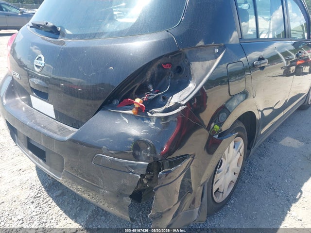 Nissan Versa 1.8s