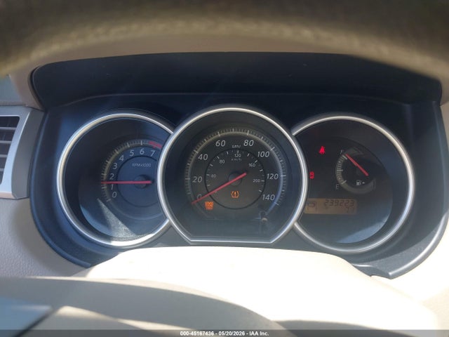 Nissan Versa 1.8s