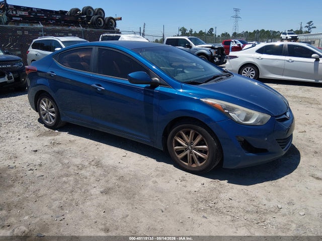 Salvage Hyundai ELANTRA Image