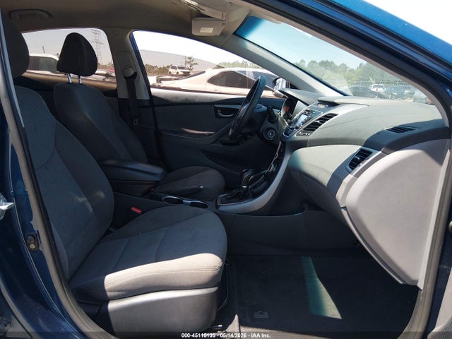 Hyundai ELANTRA Se
