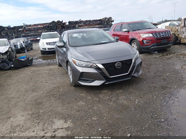 Salvage Nissan Sentra Image