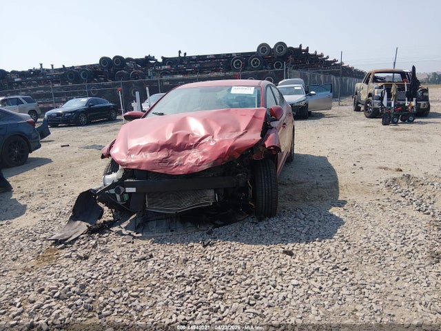 Hyundai ELANTRA Sel