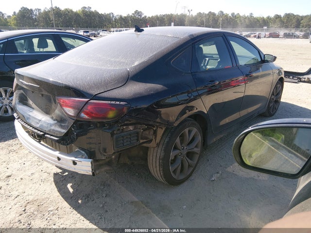 Chrysler 200 S