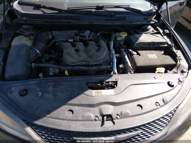 Chrysler 200 S